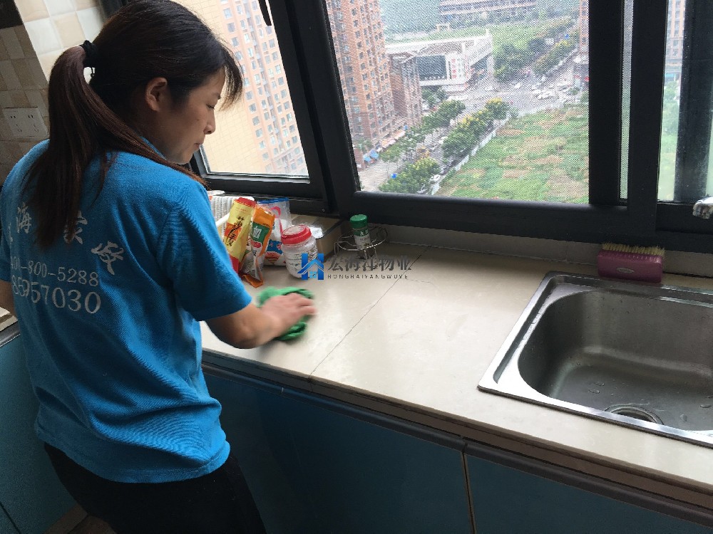 如何找一名長期固定的保潔師