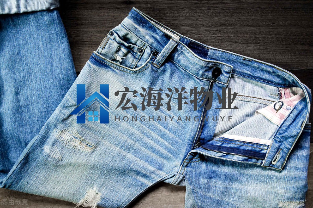 新牛仔褲第一次怎么洗才能不掉色？