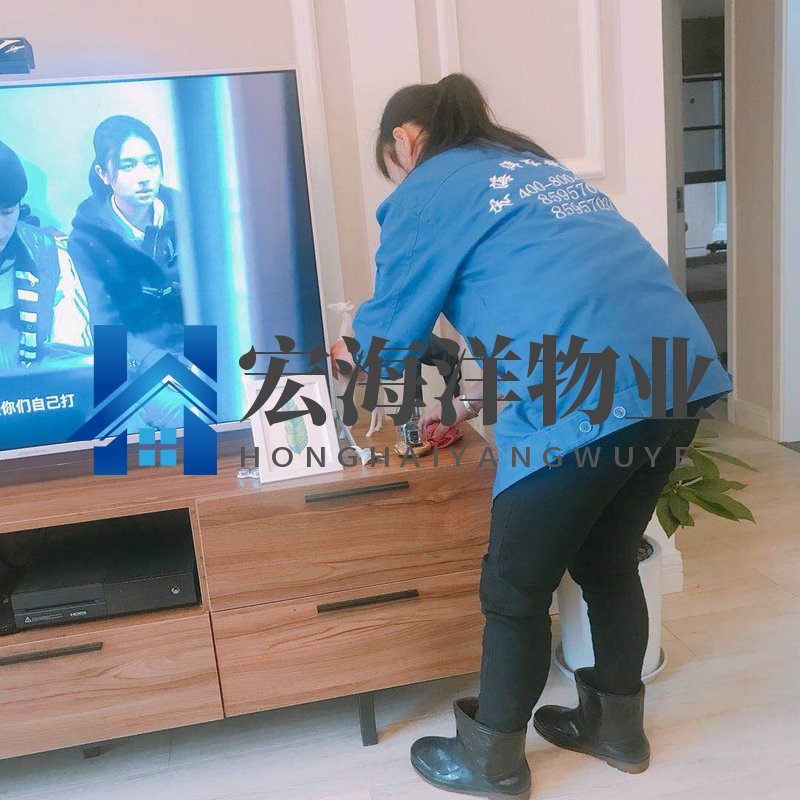成都保潔公司市場(chǎng)價(jià)格要側(cè)重質(zhì)量