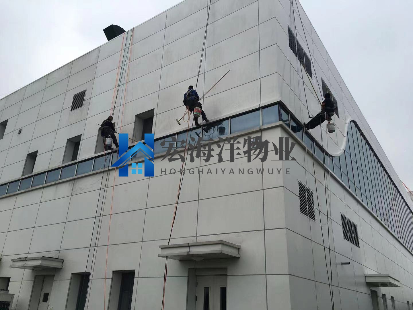 外墻清洗的清潔內(nèi)容和收費標準